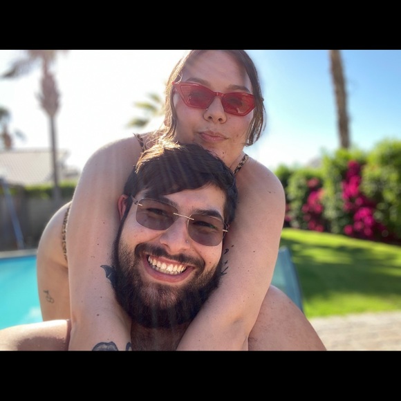 Meet your Posher, Derek - Picture 1 of 1